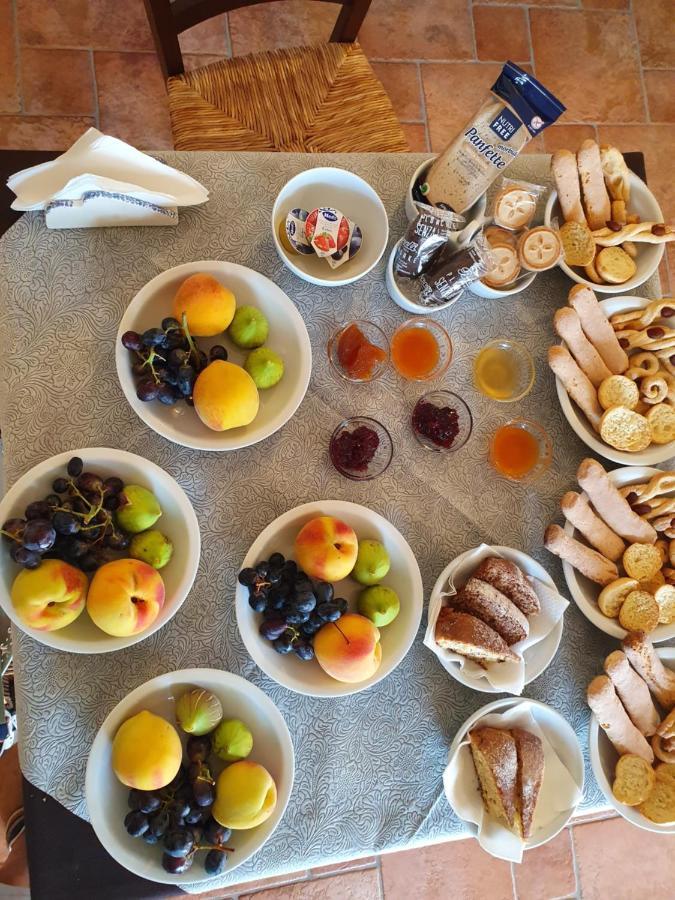 Masseria Strada Agriturismo جينوسا المظهر الخارجي الصورة