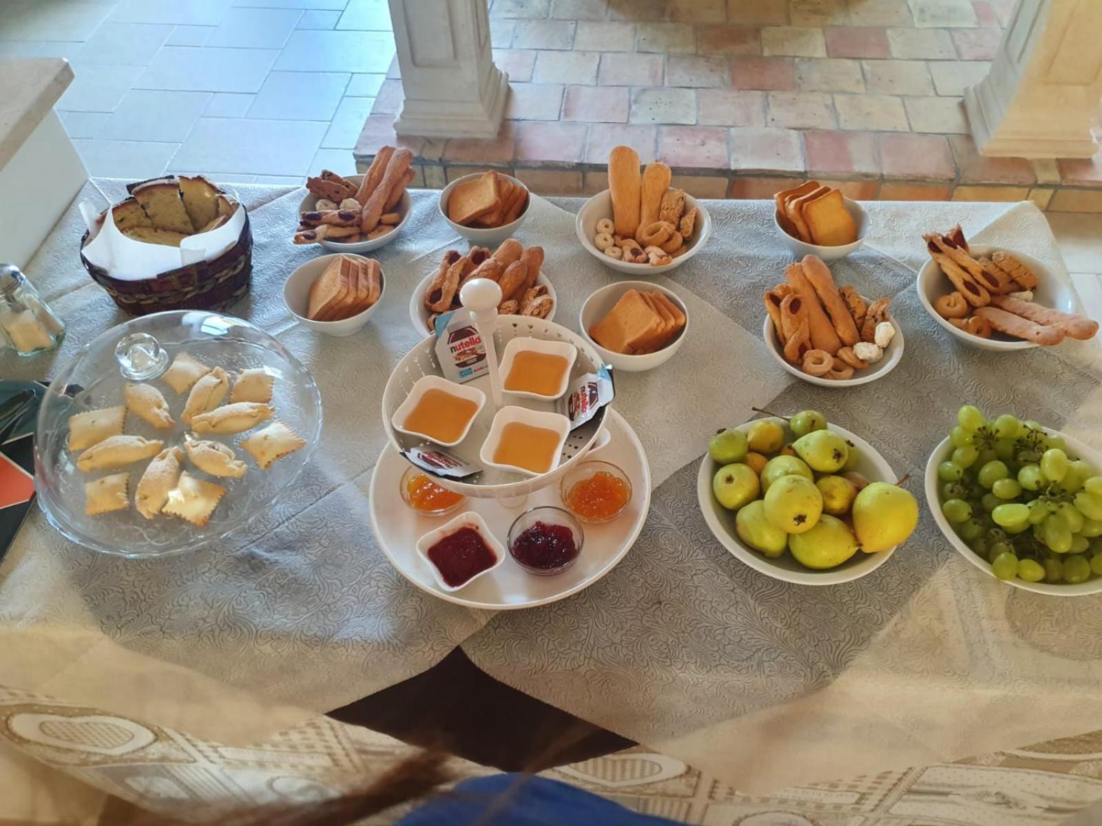 Masseria Strada Agriturismo جينوسا المظهر الخارجي الصورة