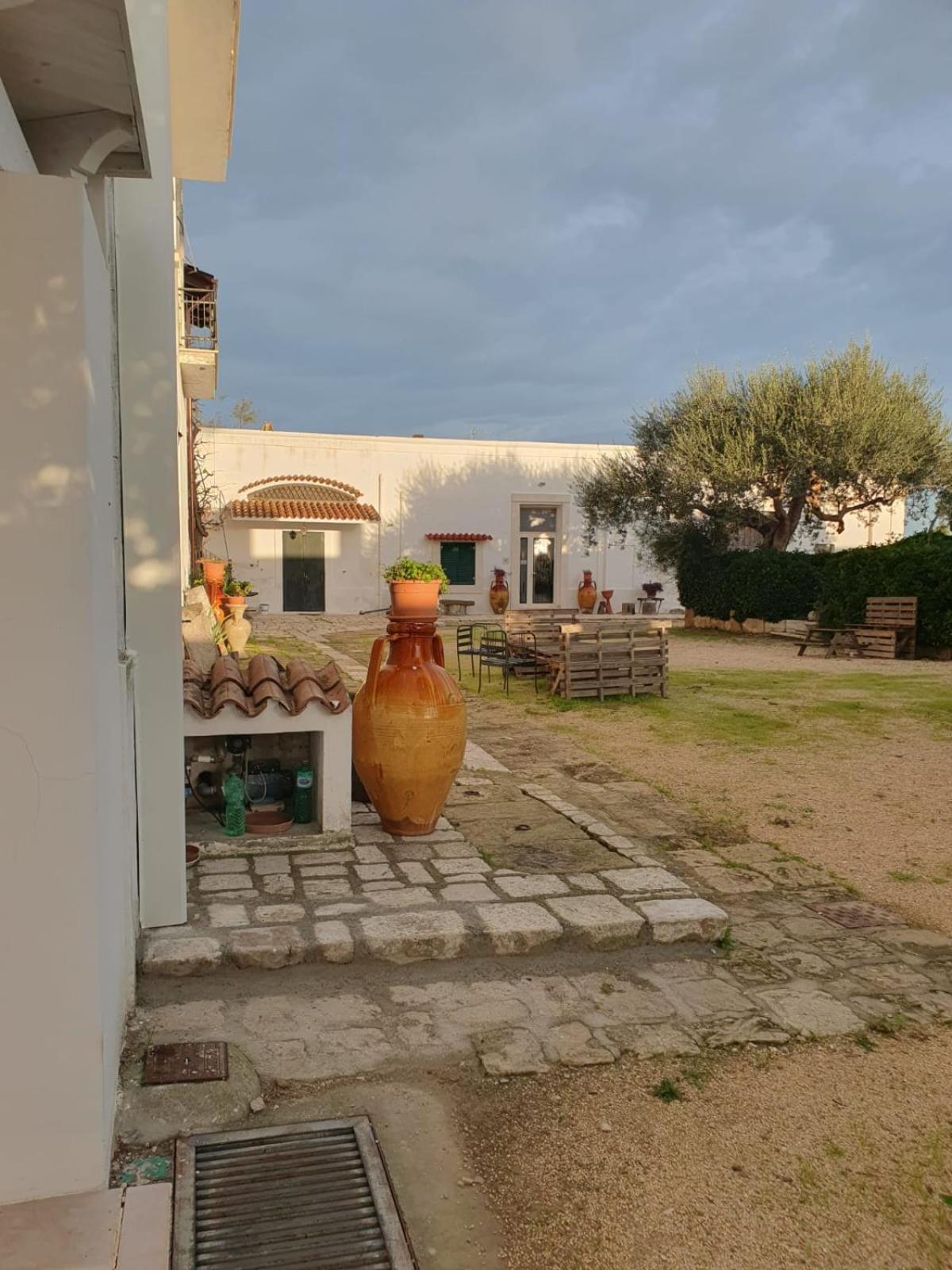 Masseria Strada Agriturismo جينوسا المظهر الخارجي الصورة