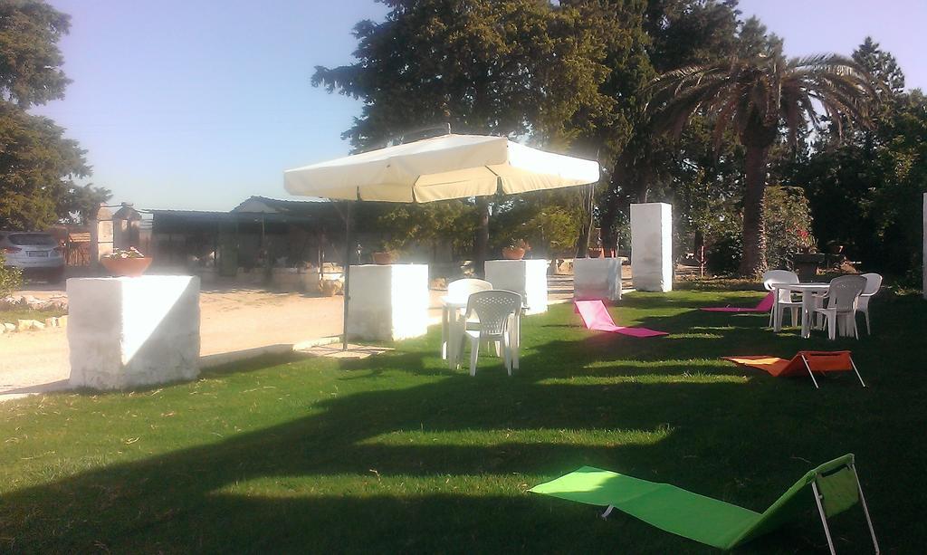 Masseria Strada Agriturismo جينوسا المظهر الخارجي الصورة