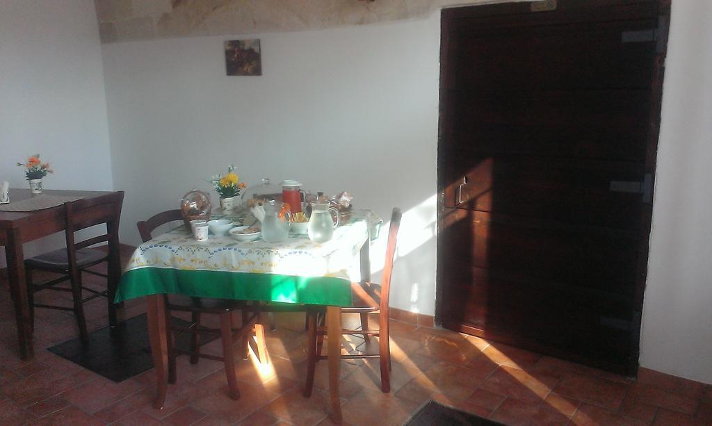 Masseria Strada Agriturismo جينوسا المظهر الخارجي الصورة